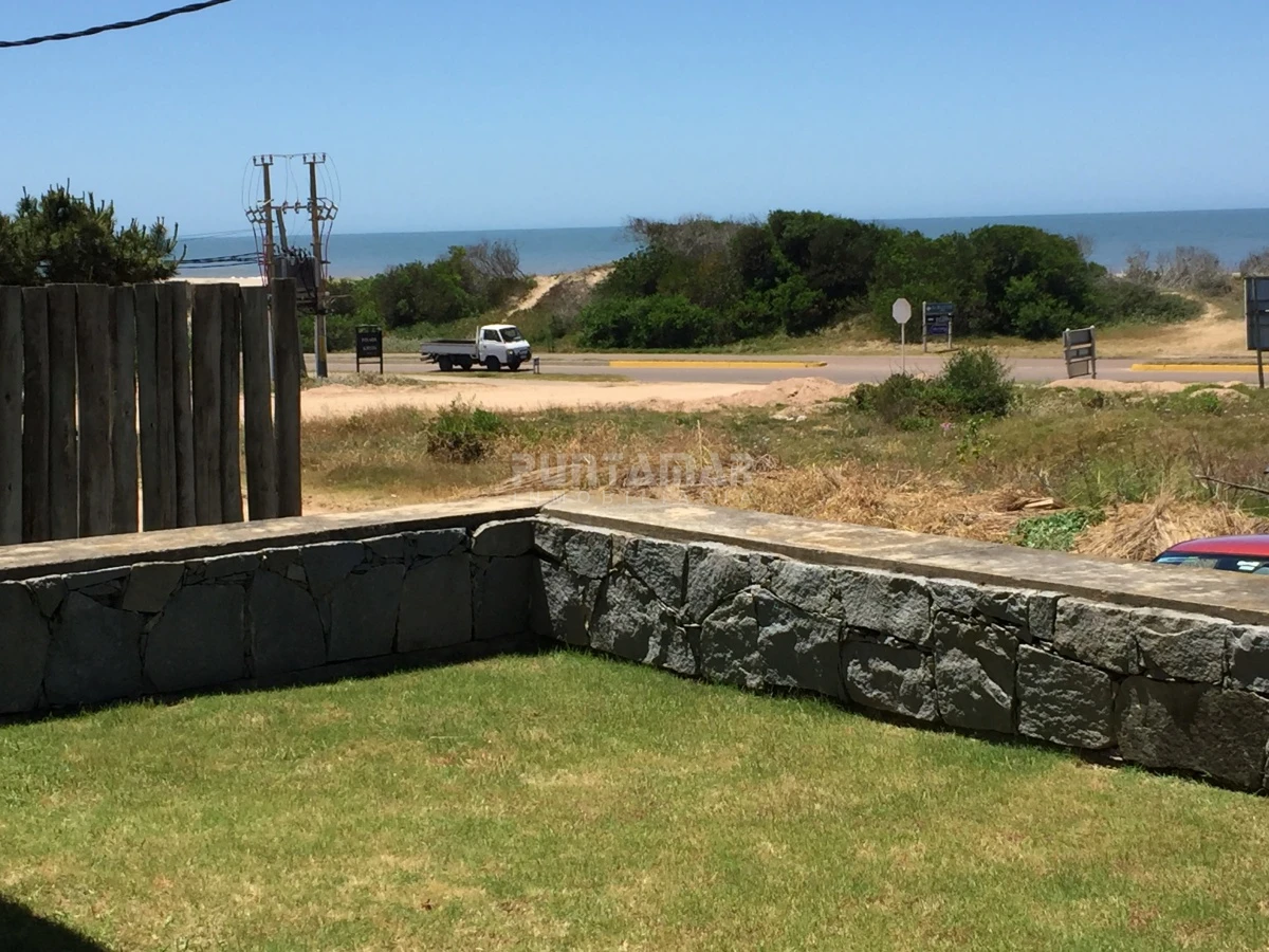 Casa ID.211939 - Casa en alquiler con piscina en Montoya, La Barra