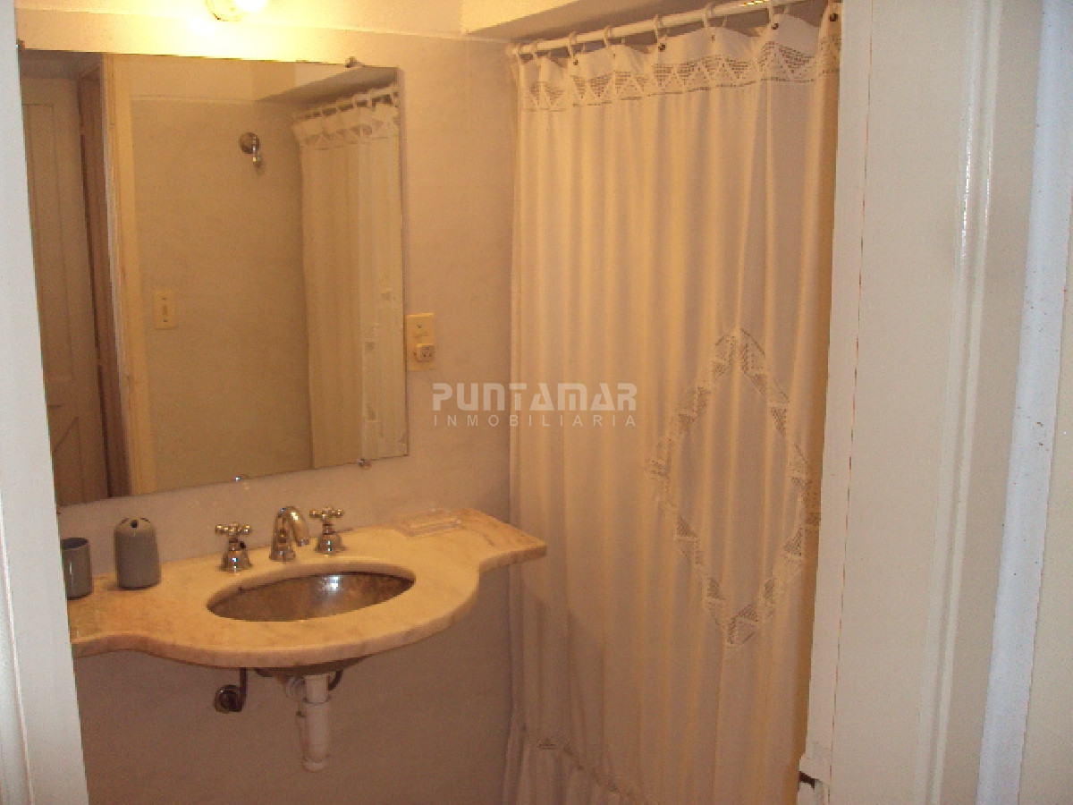 Casa ID.210714 - CASA 3 DORMITORIOS Y SERVICIO EN LA BRAVA PUNTA DEL ESTE