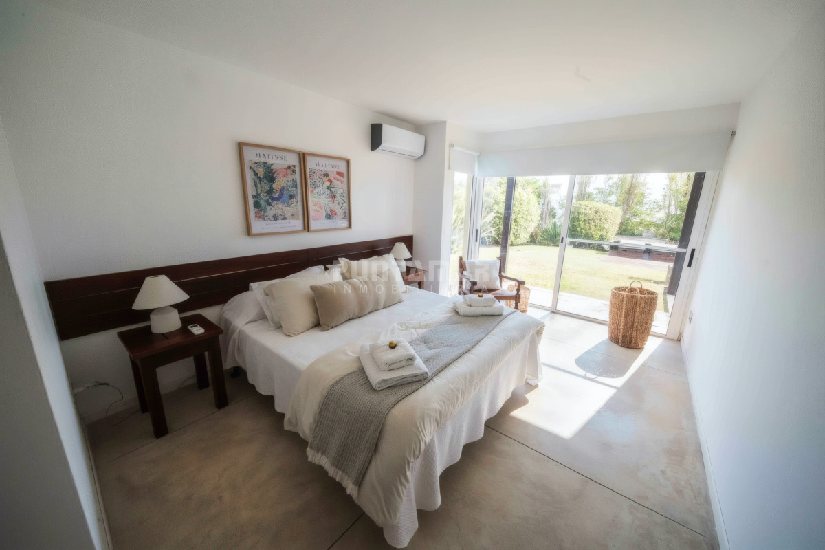 Casa ID.210785 - IMPORTANTE CASA EN PUNTA DEL ESTE, EL CHORRO, 5 DORMITORIOS