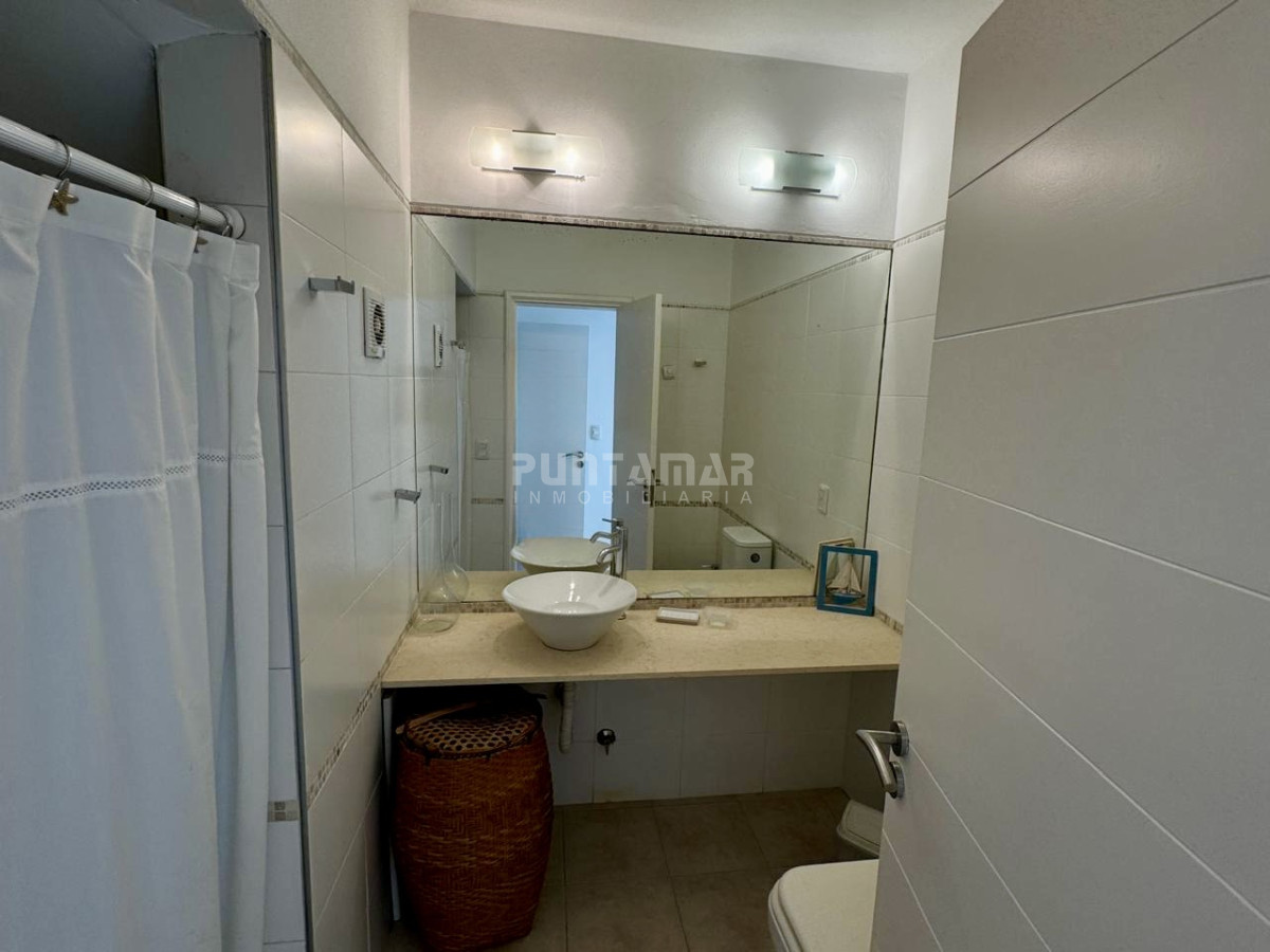 Casa ID.213624 - ALQUILER AMPLIA CASA EN LA BARRA A METROS DEL MAR