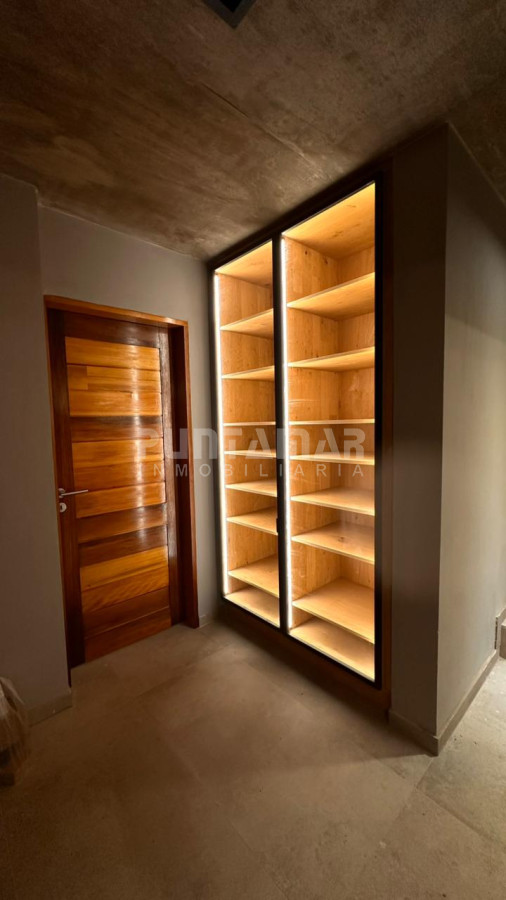 Casa ID.213677 - ESPECTACULAR CASA A ESTRENAR FRENTE A LA PLAYA EN SANTA MONICA 