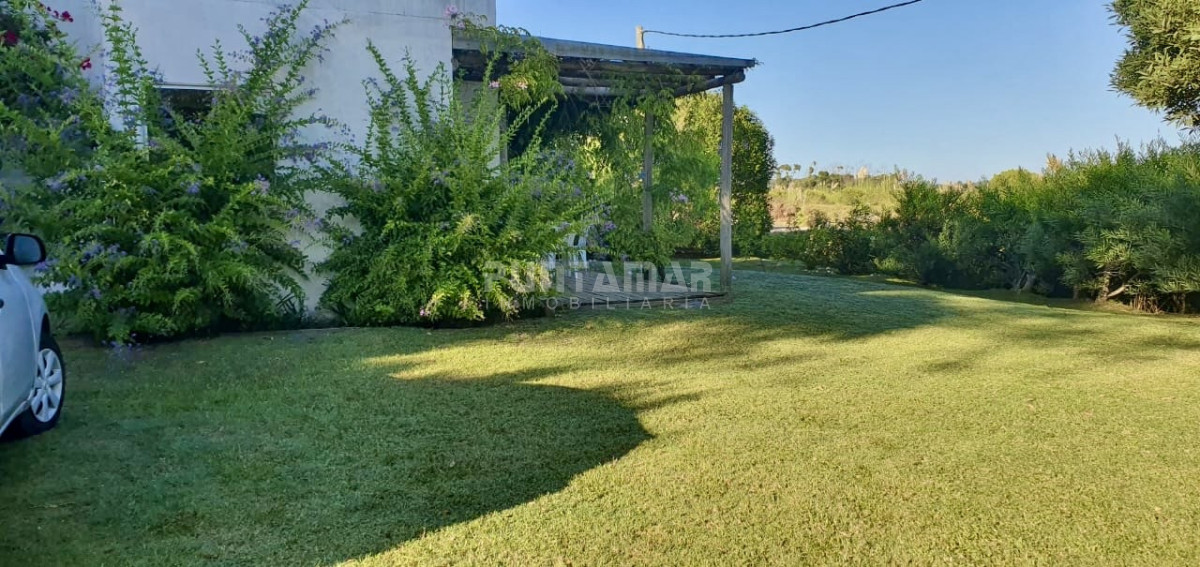 Casa ID.213869 - LUMINOSA CASA DE 1 DORMITORIO A METROS DEL PUENTE DE LA BARRA 