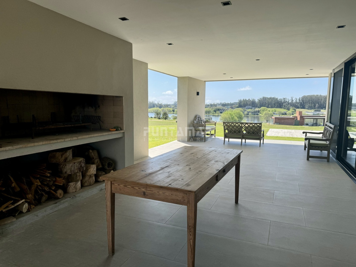 Casa ID.213412 - Casa en alquiler en Pueblo Mio