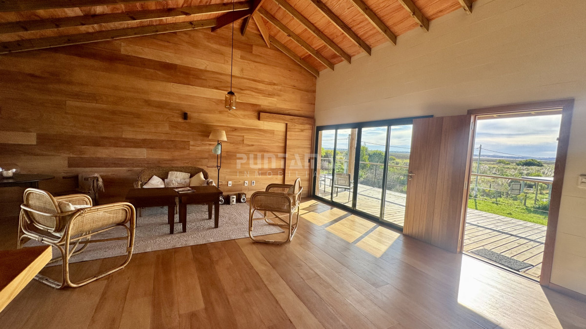 Casa ID.213754 - MUY LINDA CASA CON VISTAS  EN EL TESORO A 4 MINUTOS DE LA PLAYA DE LA BARRA