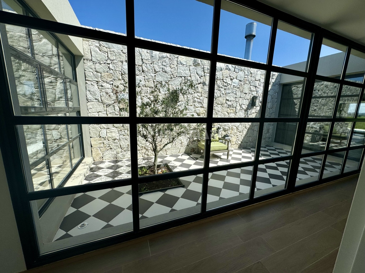 Casa ID.213412 - Casa en alquiler en Pueblo Mio