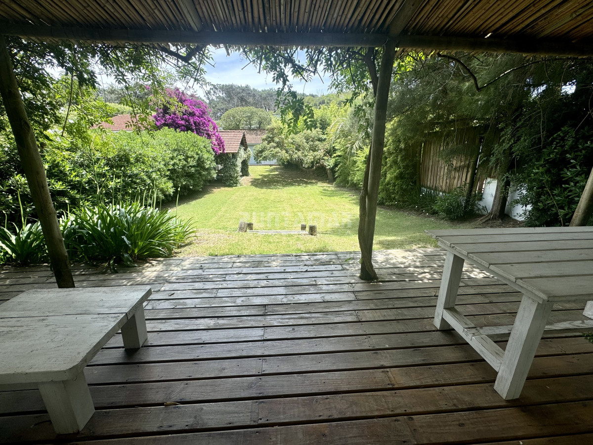 Casa ID.210802 - ALQUILER DE CASA EN MONTOYA CON VISTA AL MAR, 4 DORMITORIOS MÁS SERVICIO