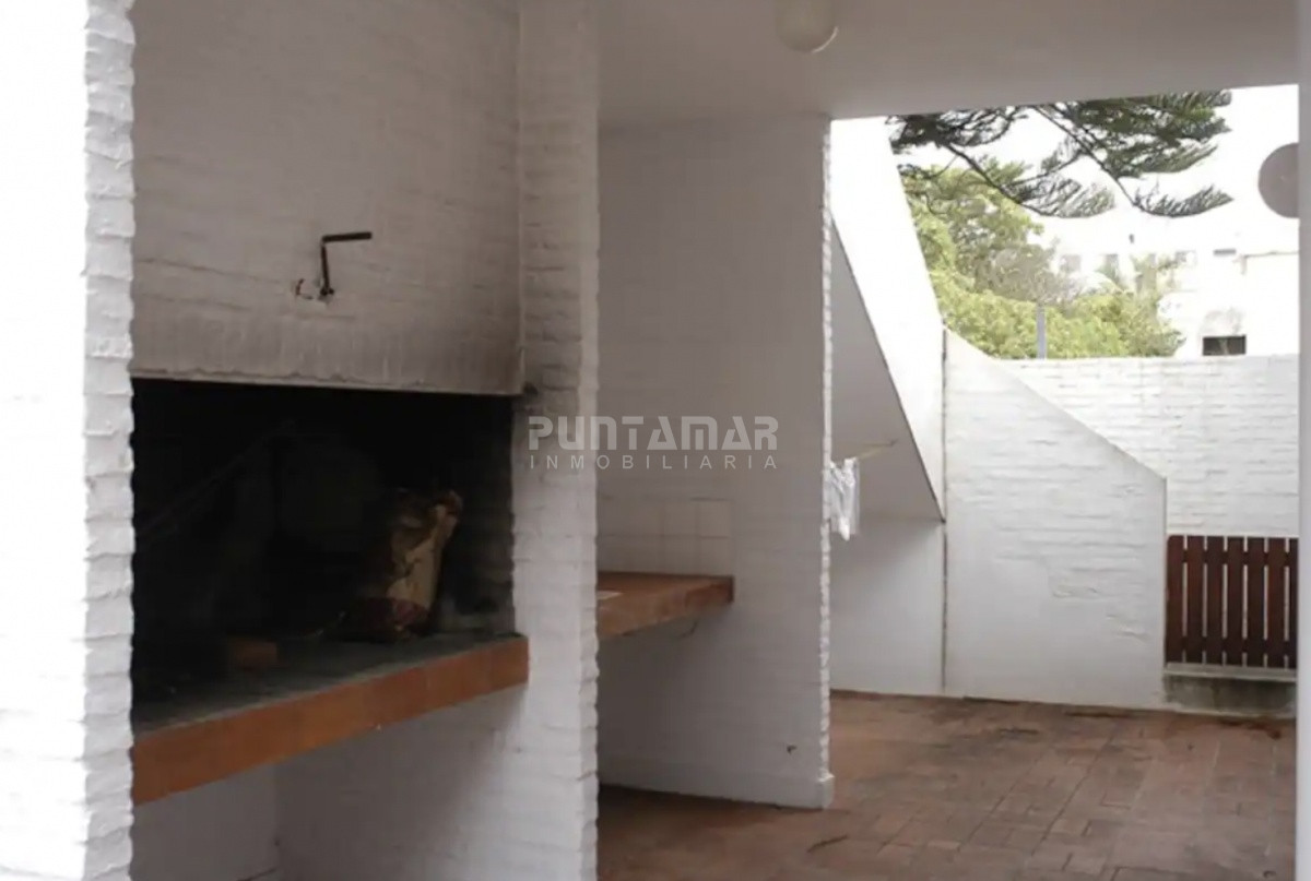 Casa ID.213292 - OPORTUNIDAD ÚNICA! INVERSIÓN CASA 3 DORMITORIOS A METROS DEL MAR EN LA BARRA