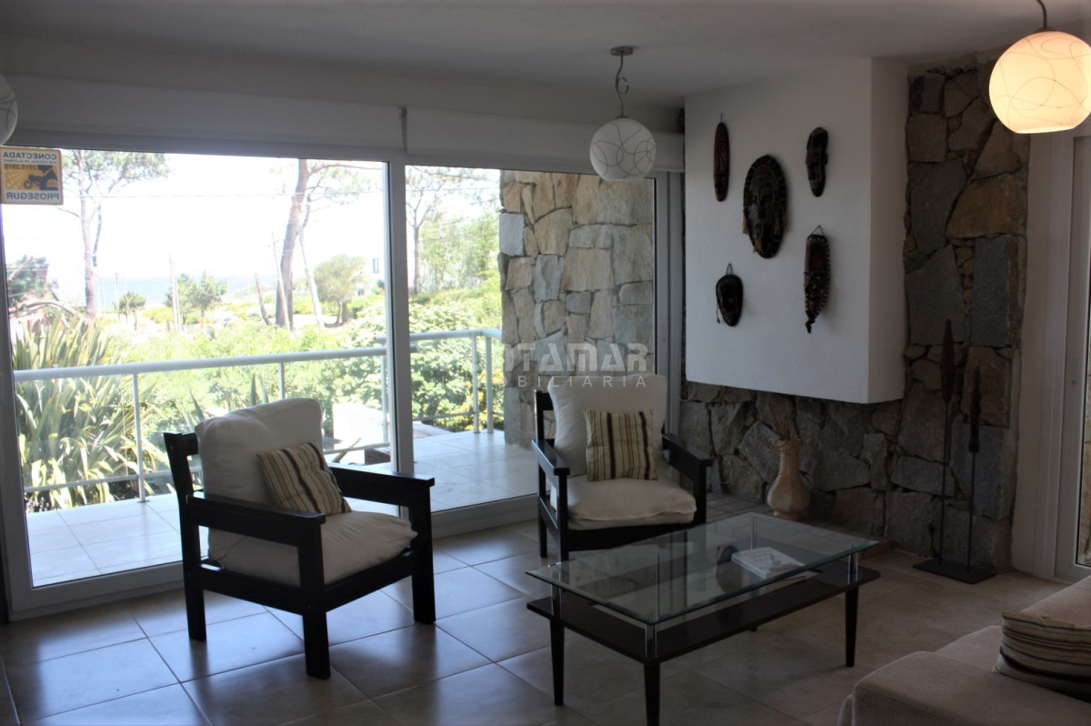 Casa ID.210977 - Casa en alquiler Montoya, La Barra con piscina