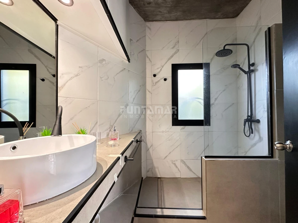 Casa ID.210856 - ALQUILER FRENTE AL MAR EN MONTOYA - 5 SUITES CON PISCINA