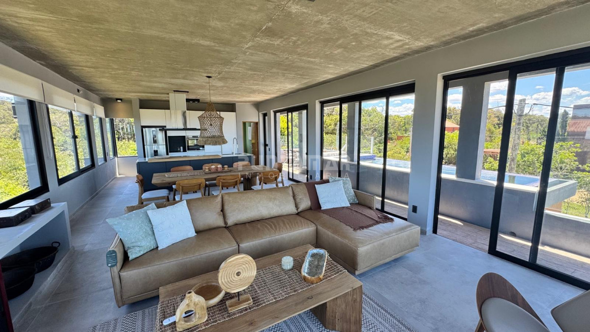 Casa ID.213677 - CASA A ESTRENAR EN SANTA MONICA FRENTE A LA PLAYA EN SANTA MONICA 
