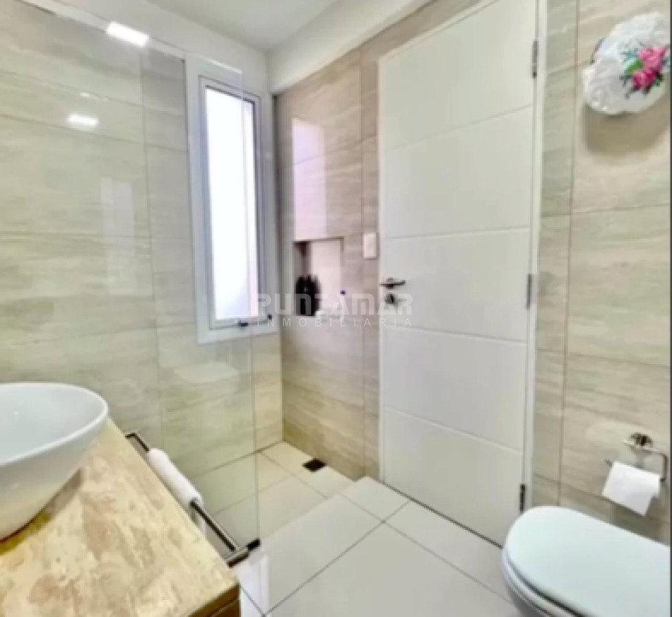 Casa ID.213448 - HERMOSA CASA DE 3 DORMS Y PISCINA EN INMEJORABLE UBICACIÓN DEL LA PUNTA