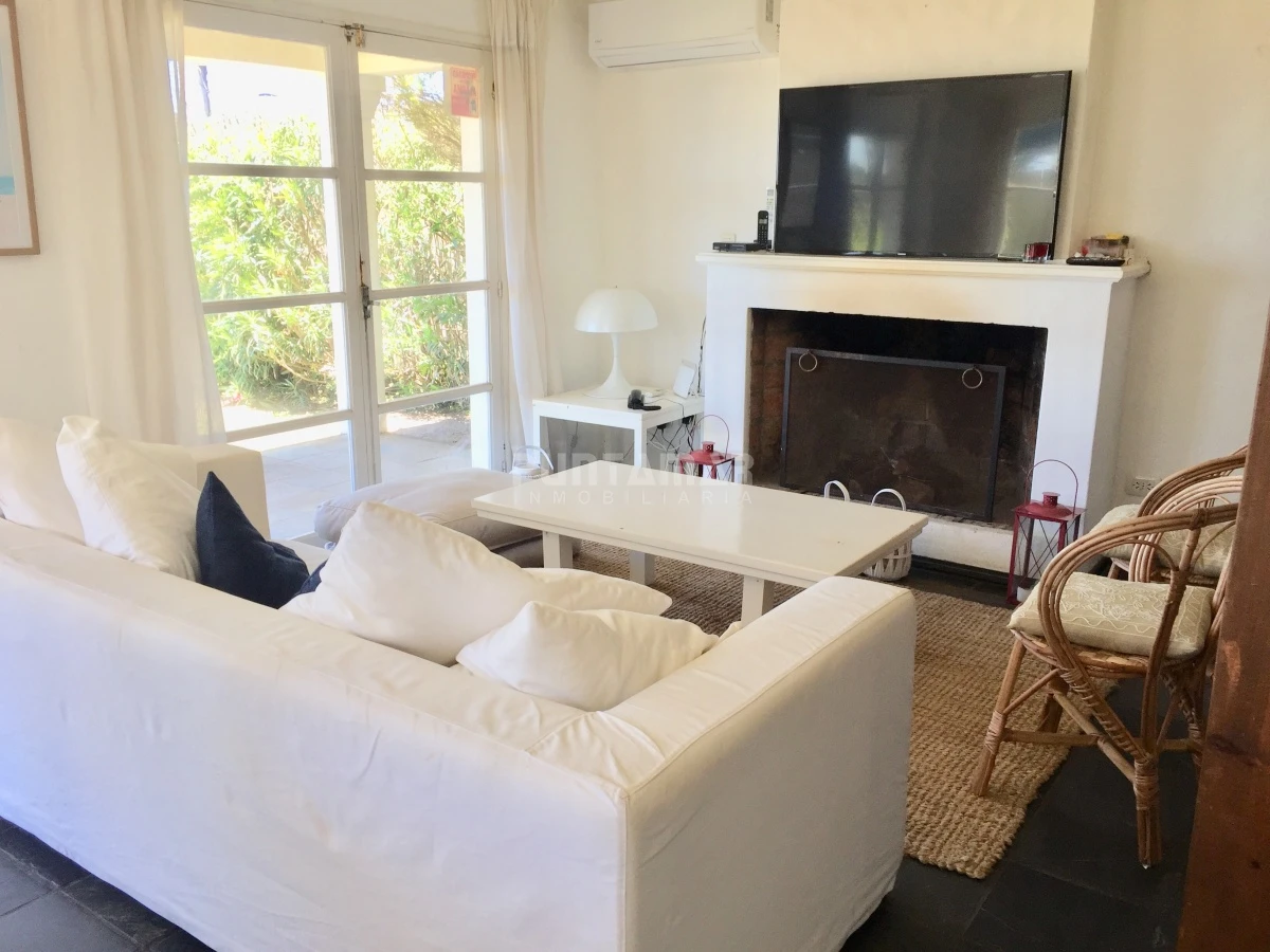 Casa ID.211939 - Casa en alquiler con piscina en Montoya, La Barra