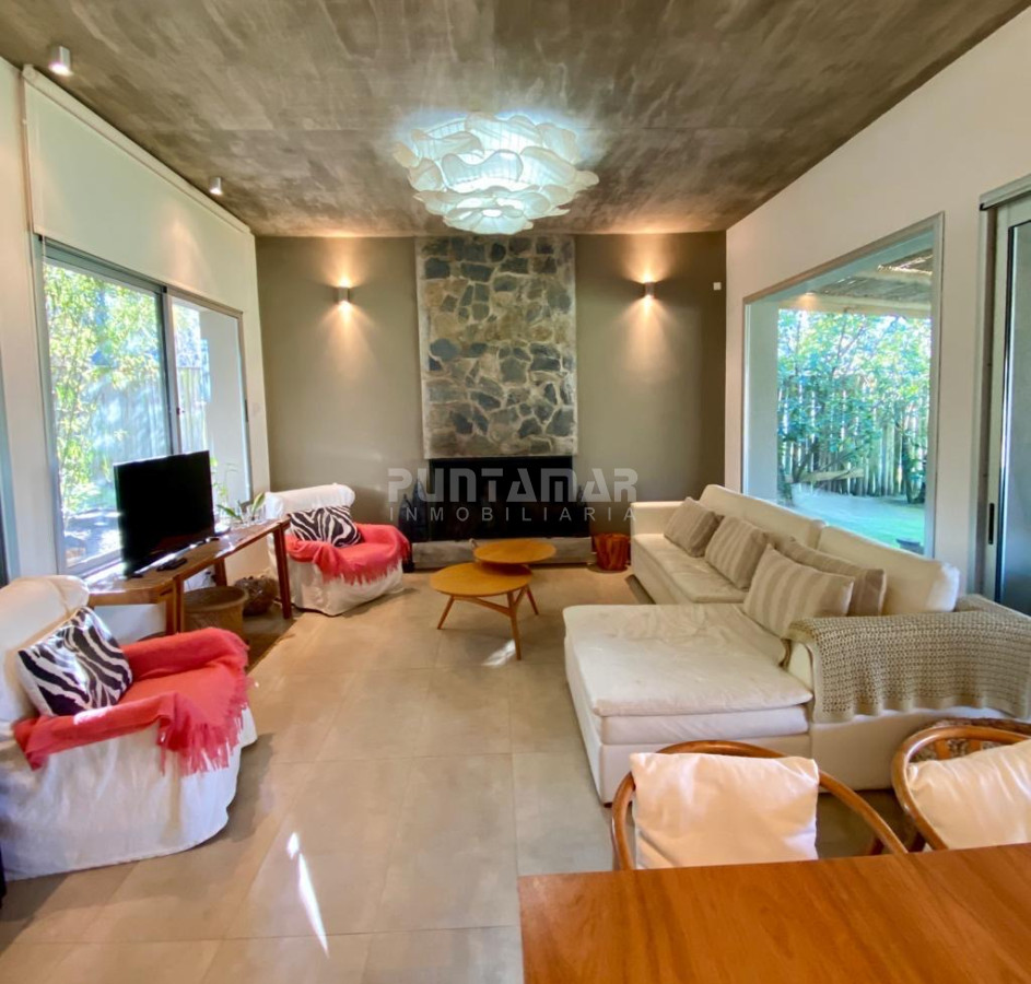Casa ID.210693 - DIVINA CASA EN VENTA Y ALQUILER  PARA LA TEMPORADA , BARRIO PRIVADO EN RINCON DEL INDIO