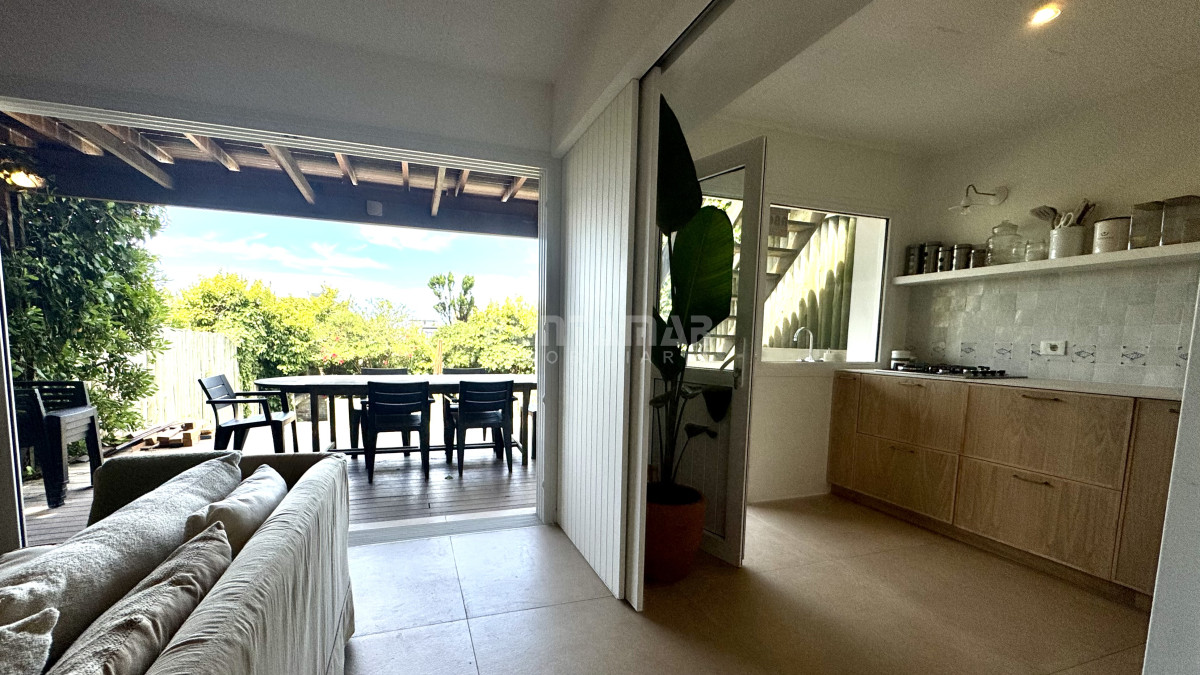 Casa ID.213380 - ALQUILER DE CASA 5 DORMITORIOS EN LA BARRA A PASOS DEL MAR