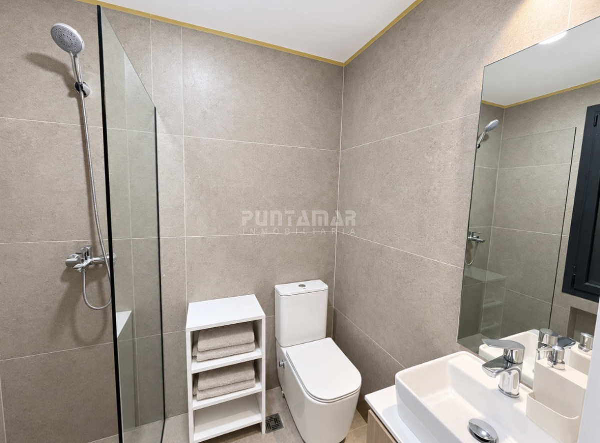 Casa ID.213994 - VENTA DE CASA  4 DORMITORIOS EN BARRIO PRIVADO LA CAÑADA