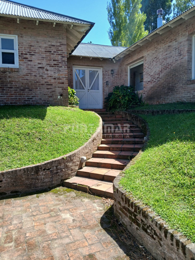 Casa ID.213667 - Casa en venta en La Arbolada