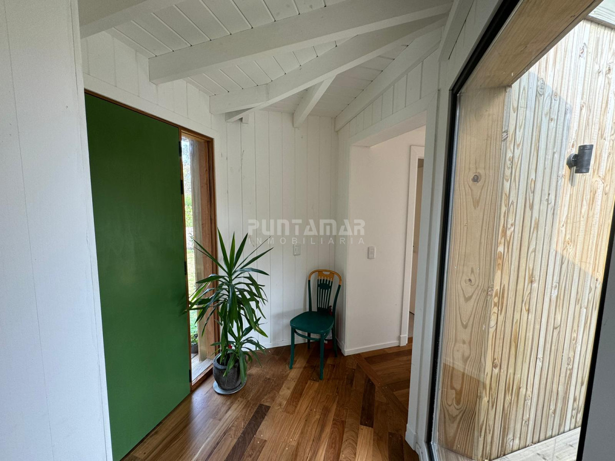 Casa ID.213420 - ALQUILER HERMOSA CASA 3 DORMITORIOS CON PISCINA EN ÑA BARRA