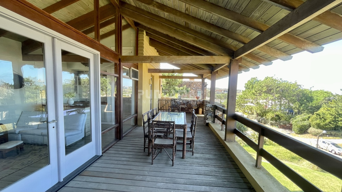 Casa ID.210794 - CASA 5 DORMITORIOS VISTA AL MAR EN BARRIO CERRADO LAGUNA BLANCA 