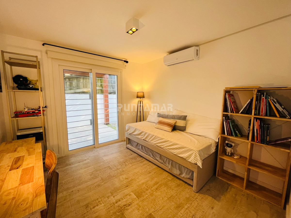 Casa ID.210767 - Casa en alquiler en Montoya, La Barra, 4 dormitorios 