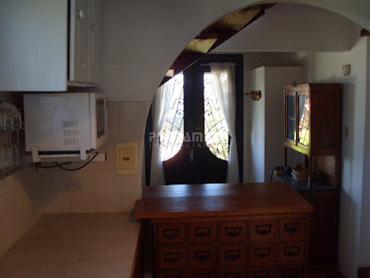 Casa ID.210904 - DIVINA CASA DE 4 DORMITORIOS A METROS DE PLAYA EL CHORRO