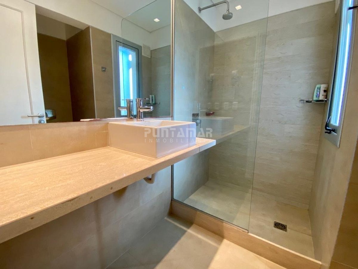 Casa ID.210693 - DIVINA CASA EN VENTA Y ALQUILER  PARA LA TEMPORADA , BARRIO PRIVADO EN RINCON DEL INDIO
