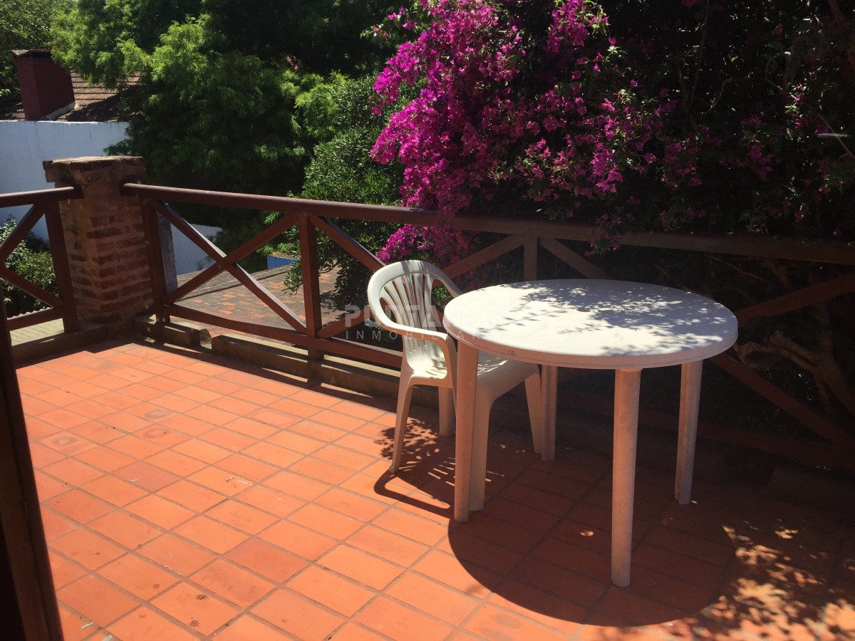 Casa ID.210843 - ALQUILER CASA DE 2 PLANTAS EN LA BARRA CON PISCINA