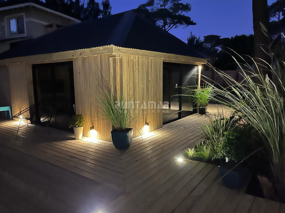 Casa ID.212857 - ALQUILER HERMOSA CASA MODERNA EN EL BOSQUE DE MONTOYA
