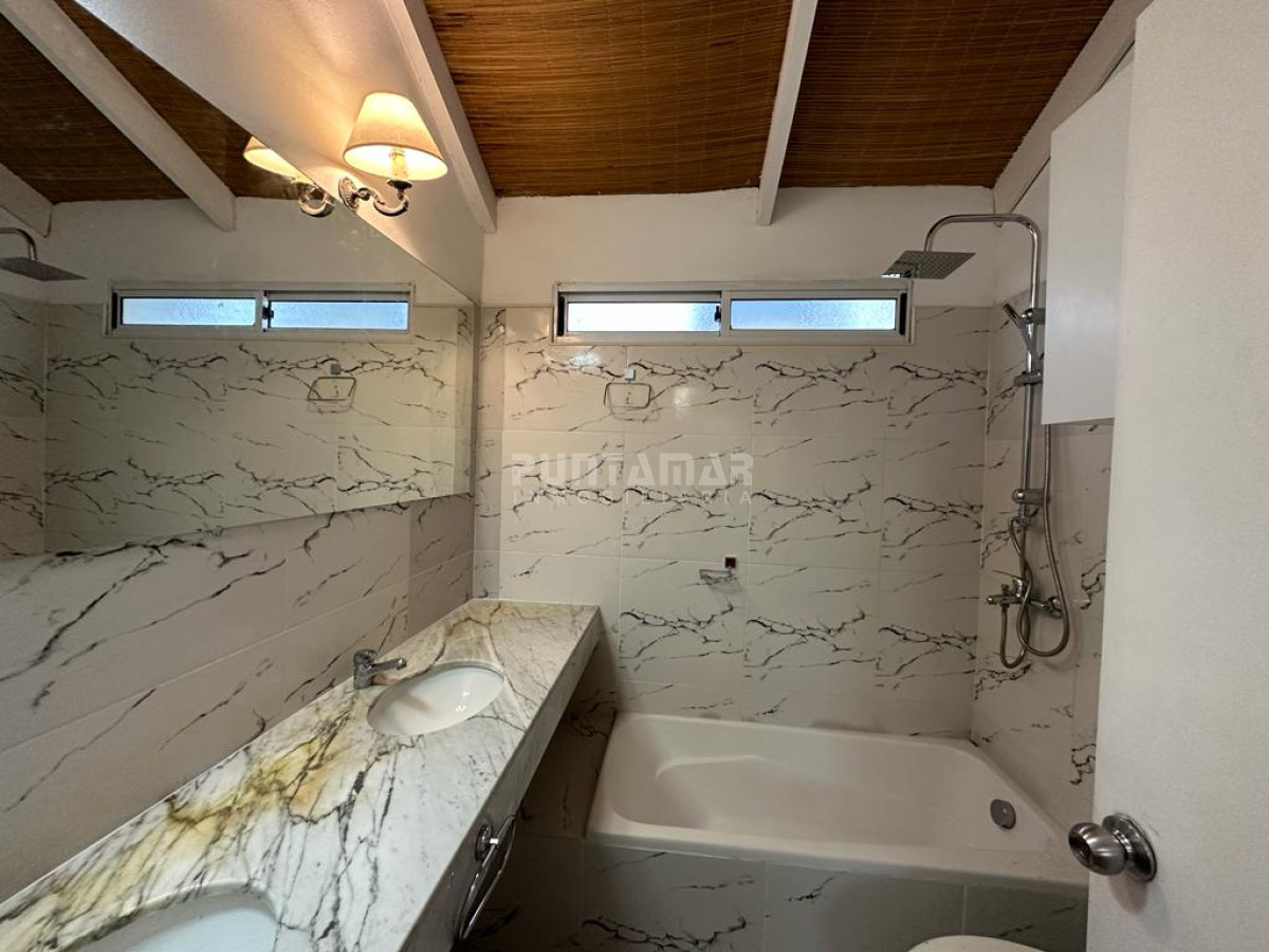Casa ID.210816 - VENTA CASA EN LA BARRA DE LA RUTA AL MAR
