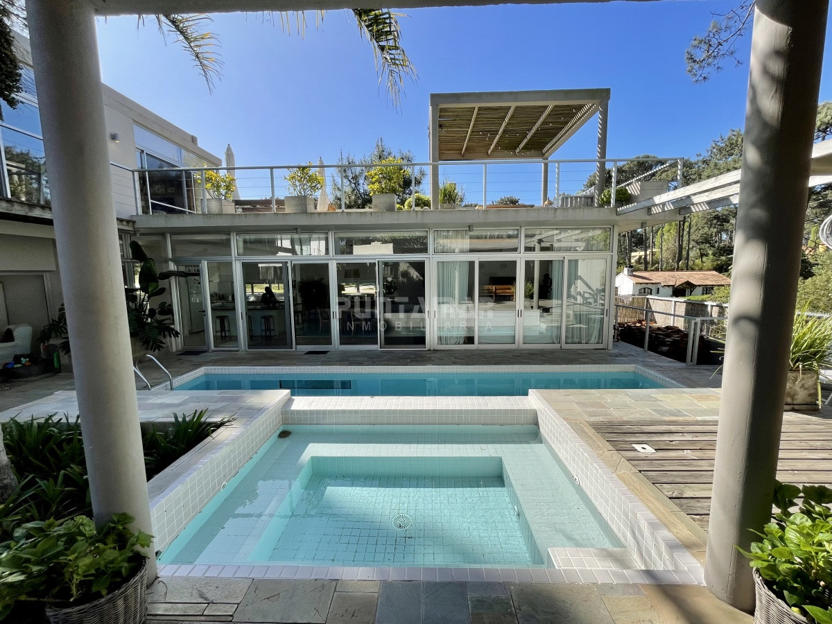 Casa ID.212480 - Casa en venta y alquiler en Montoya