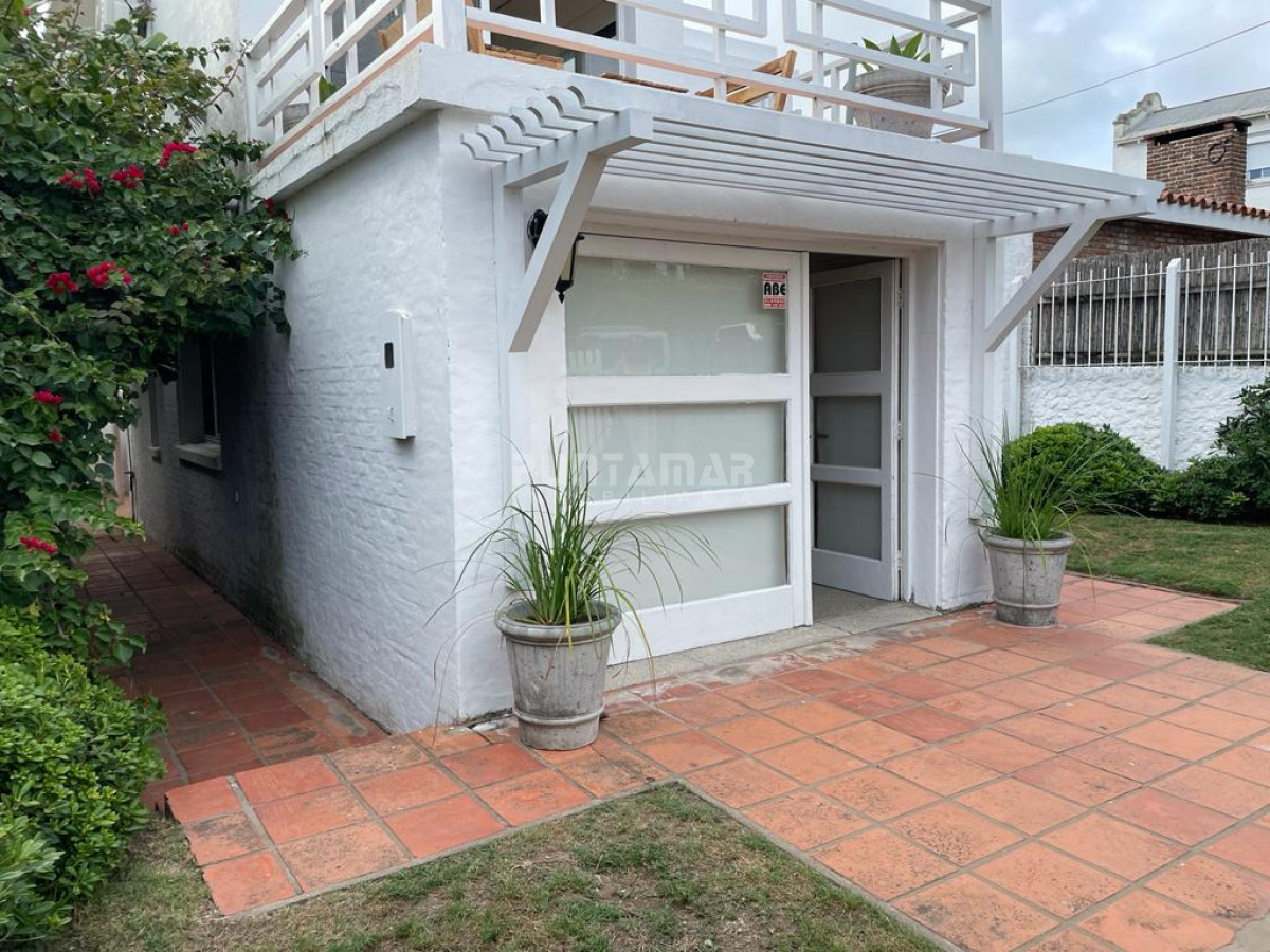 Casa ID.213969 - ALQUILER PH 3 DORM EN LA BARRA