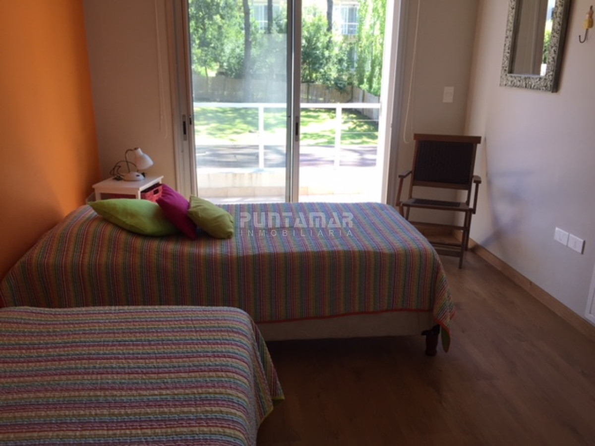 Casa ID.210954 - Casa moderna en Montoya, vista al mar, 3 dormitorios y servicio