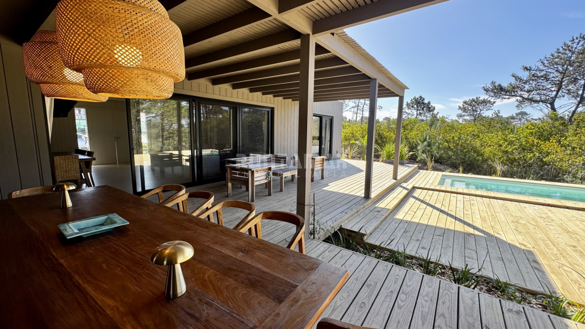 Casa ID.213778 - VENTA CASA DE 3 DORMITORIOS Y PISCINA EN RESERVA MONTOYA 