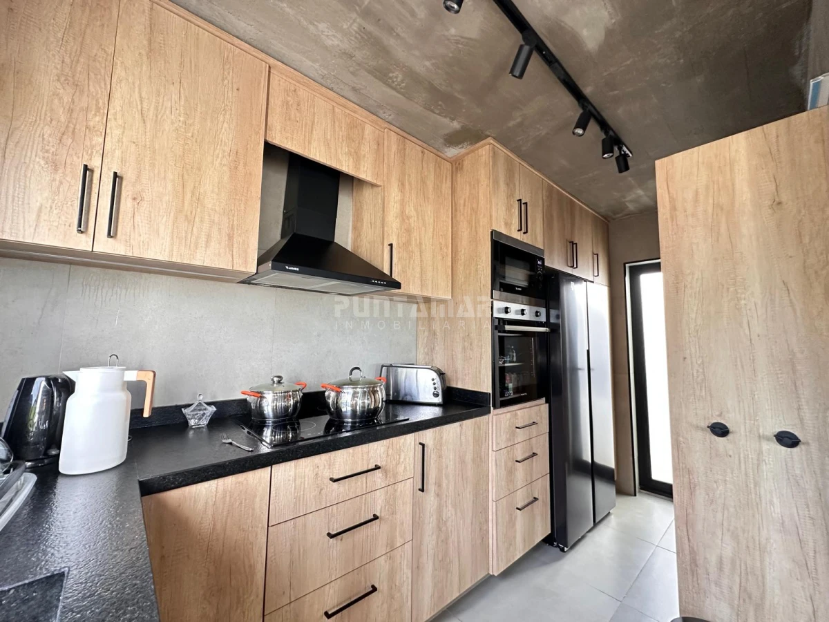 Casa ID.210856 - ALQUILER FRENTE AL MAR EN MONTOYA - 5 SUITES CON PISCINA