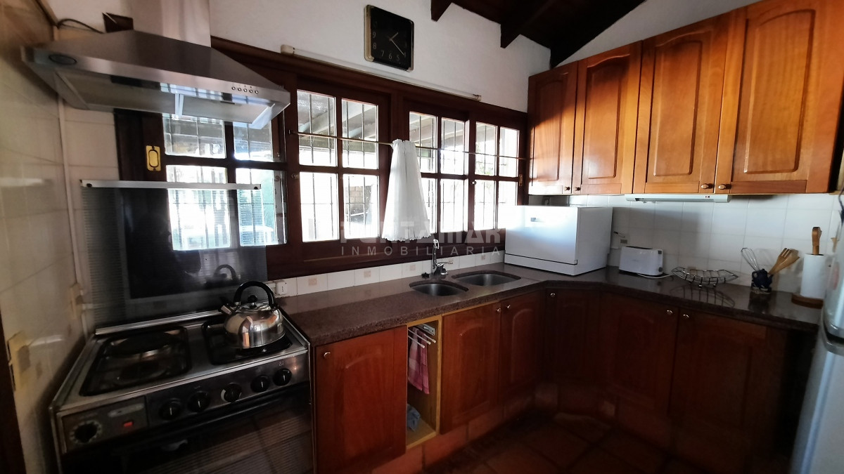Casa ID.210292 - CASA DE 3 DORMITORIOS CON DEPENDENCIA EN LA MANSA