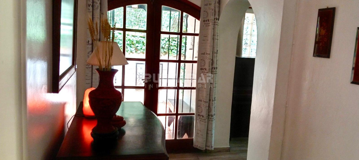 Casa ID.212770 - CASA DE 3 PLANTAS EN PARADA 7 DE LA MANSA, CON 4 DORMITORIOS Y DEPENDENCIA DE SERVICIO