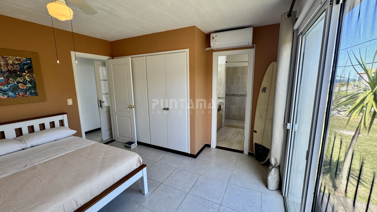 Casa ID.213595 - AMPLIA CASA DE 3 DORMITORIOS A 100 METROS DE LA PLAYA DE MONTOYA