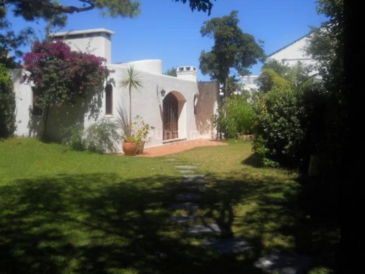 Casa ID.210688 - ALQUILER DE CASA A 1 CUADRA DEL MAR EN RINCON DEL INDIO