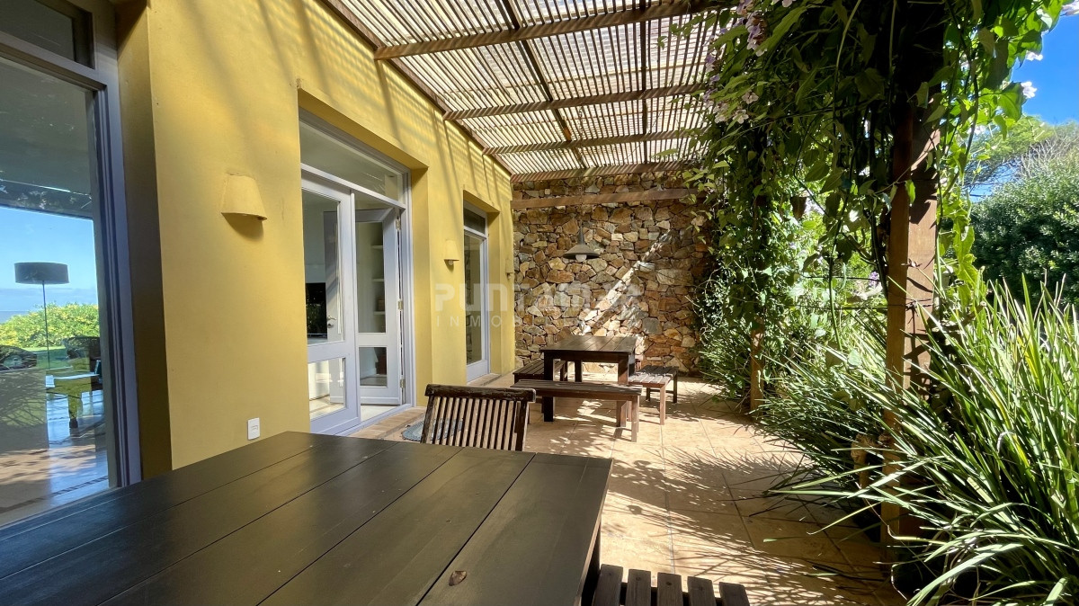 Casa ID.210794 - CASA 5 DORMITORIOS VISTA AL MAR EN BARRIO CERRADO LAGUNA BLANCA 
