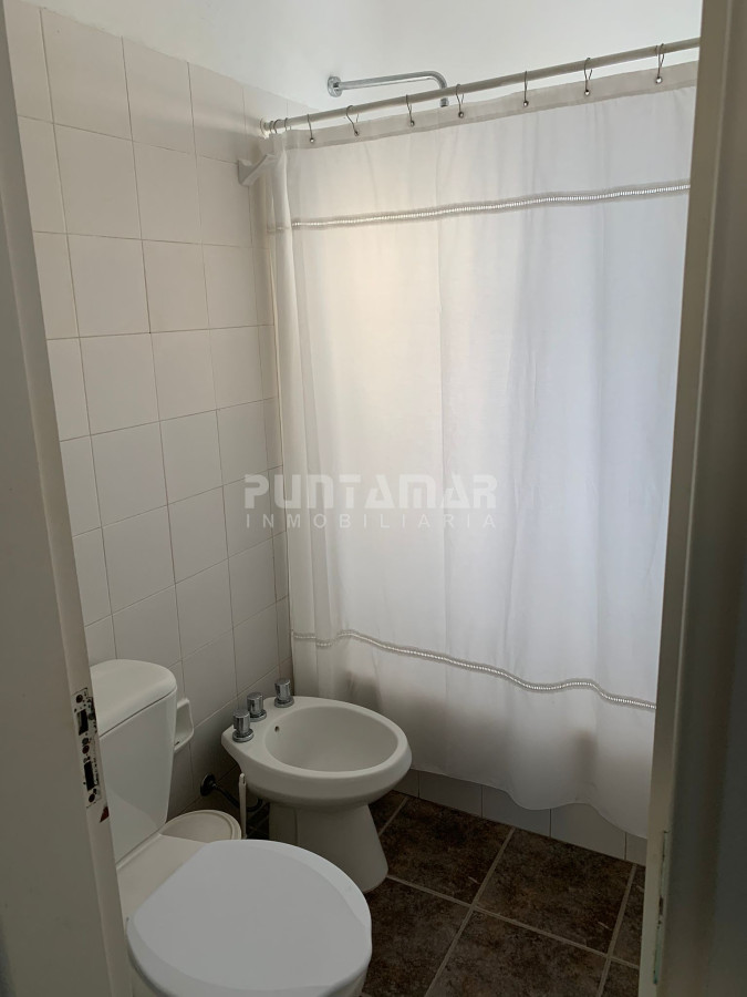 Casa ID.213058 - ALQUILER CASA 3 DORMITORIOS A METROS DE LA PLAYA DE MONTOYA