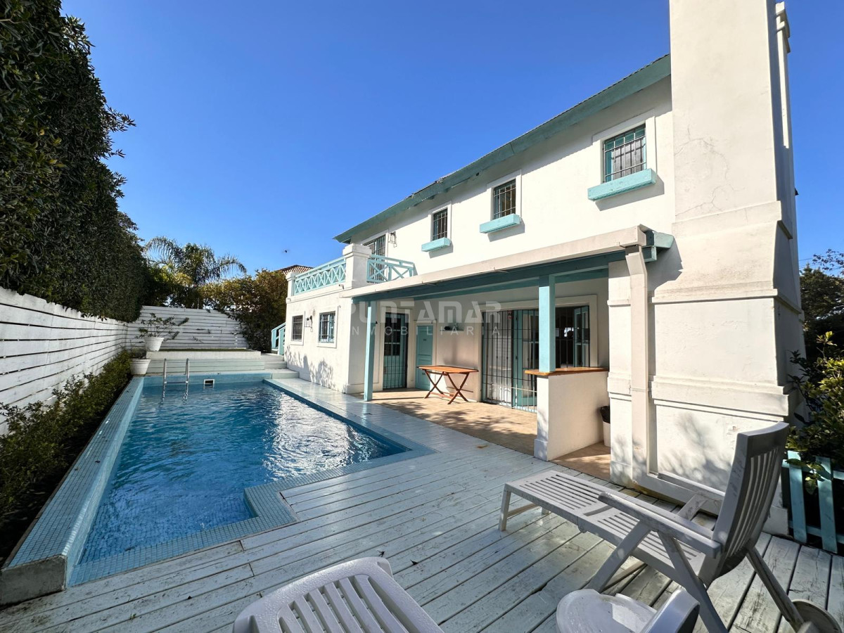 Casa ID.213364 - VENTA DE HERMOSA CASA EN MONTOYA CON PISCINA