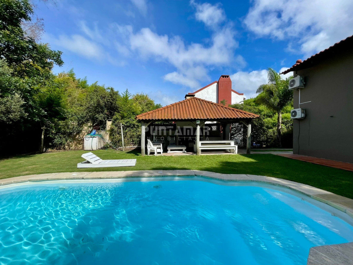 Casa ID.213858 - Casa en Miramar Acres, parque y piscina 