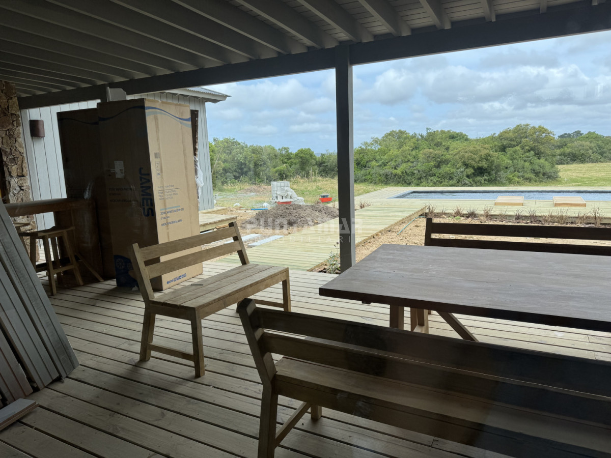Casa ID.213824 - VENTA CASA 4 DORMITORIOS EN SUITE