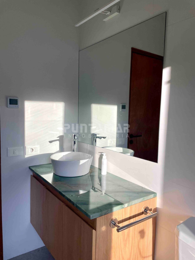Casa ID.213062 - HERMOSA CASA A ESTRENAR 2 DORMITORIOS EN LA BARRA - BARRA VERDE
