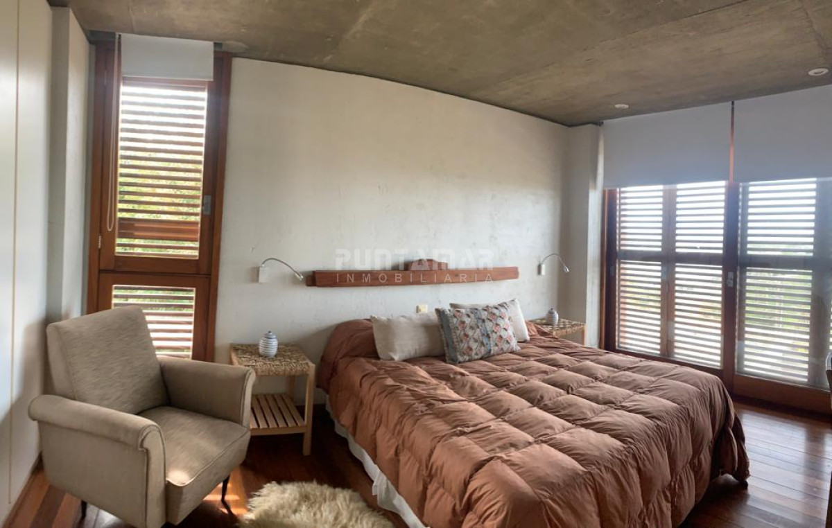 Casa ID.212719 - EXCELENTE  CASA DE 4 DORMITORIOS  EN ALQUILER EN EL CHORRO  CON PISCINA