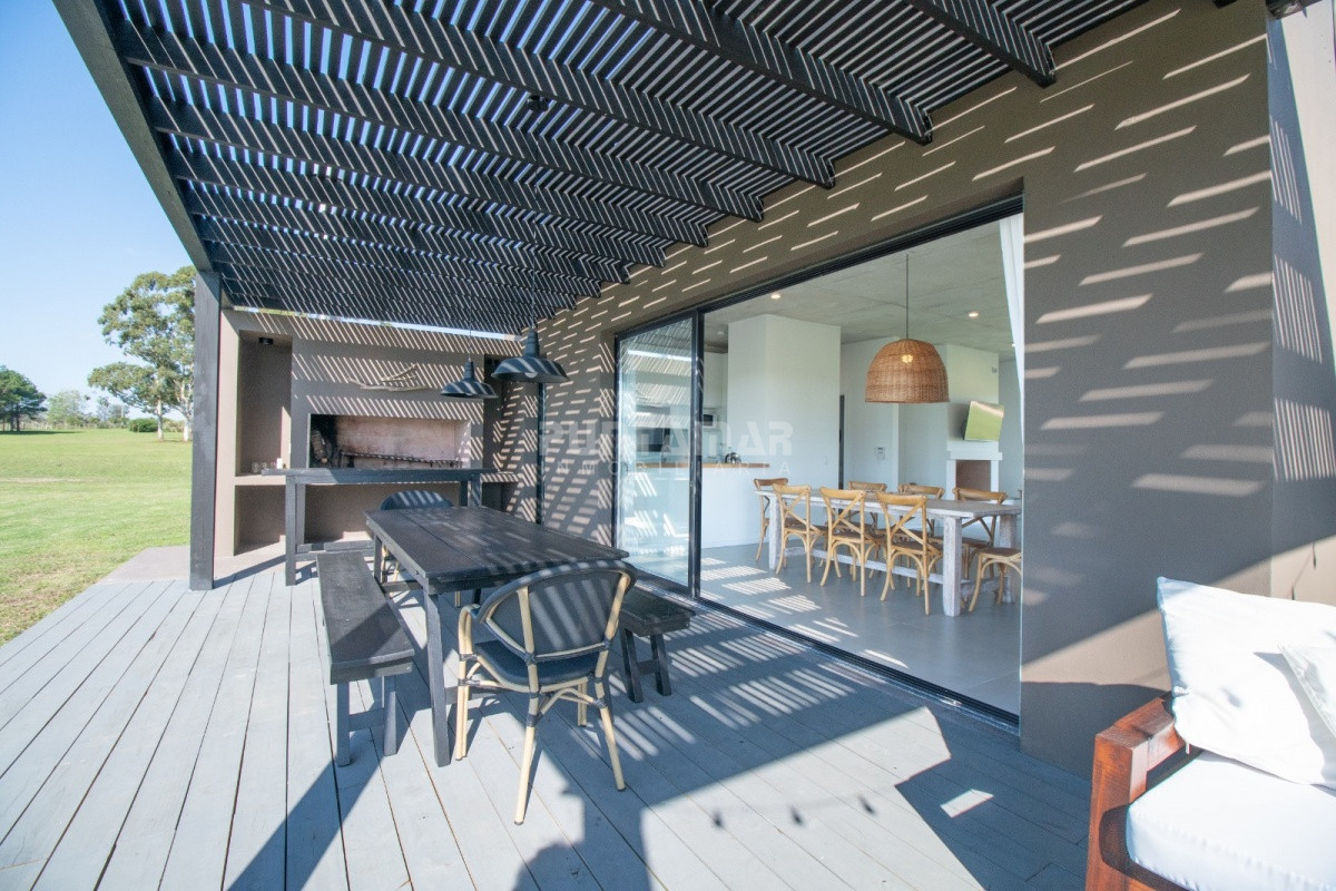 Casa ID.212869 - Casa en venta y alquiler en Barrio El Quijote