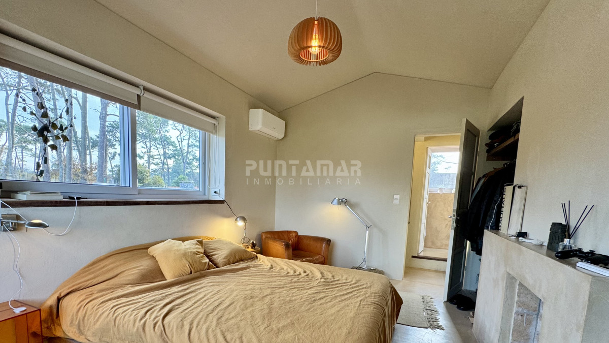 Casa ID.213532 - ALQUILER CASA DE DISEÑO DE 3 DORMITORIOS CON PISCINA EN SAN RAFAEL 