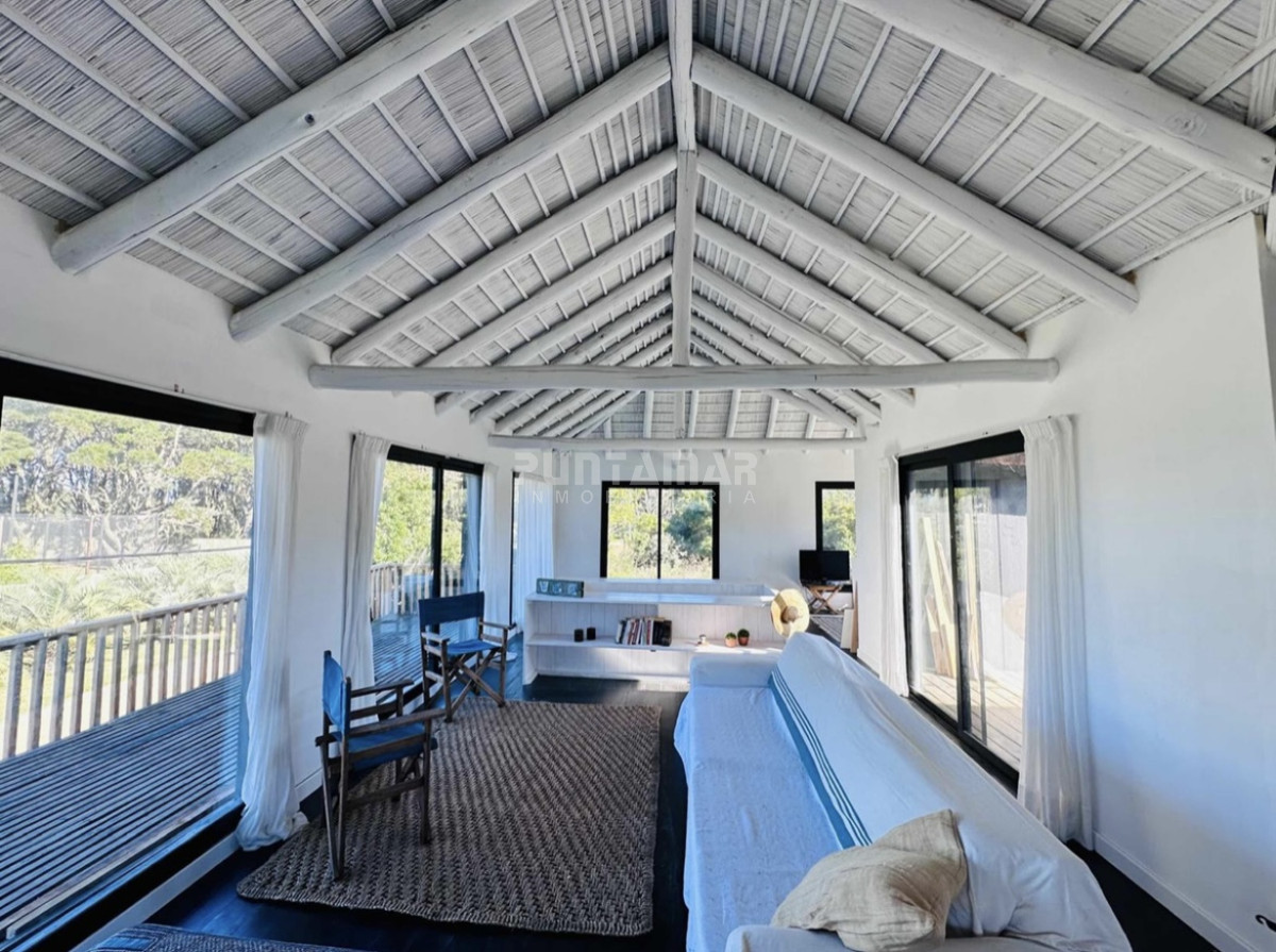 Casa ID.213332 - IMPONENTE CASA A METROS DEL MAR EN BARRIO PRIVADO SAN VICENTE