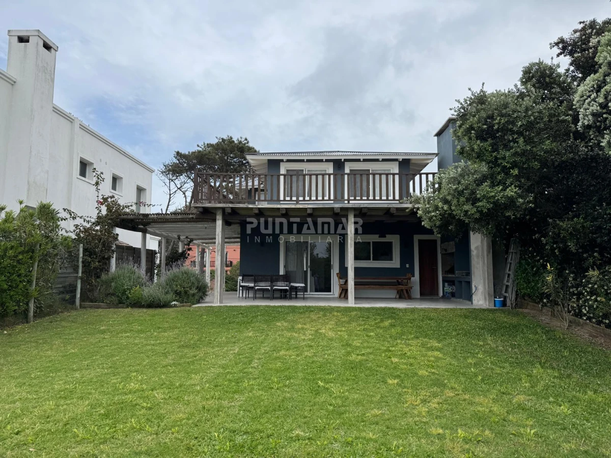 Casa ID.213366 - VENTA DE CASA DE 3 DORMS EN MONTOYA CERCA DEL MAR