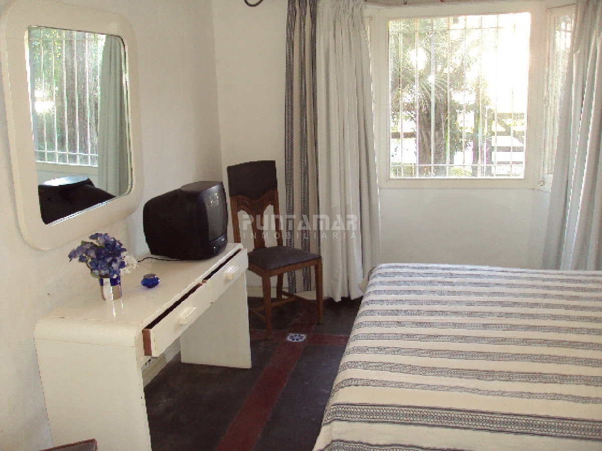 Casa ID.210714 - CASA 3 DORMITORIOS Y SERVICIO EN LA BRAVA PUNTA DEL ESTE