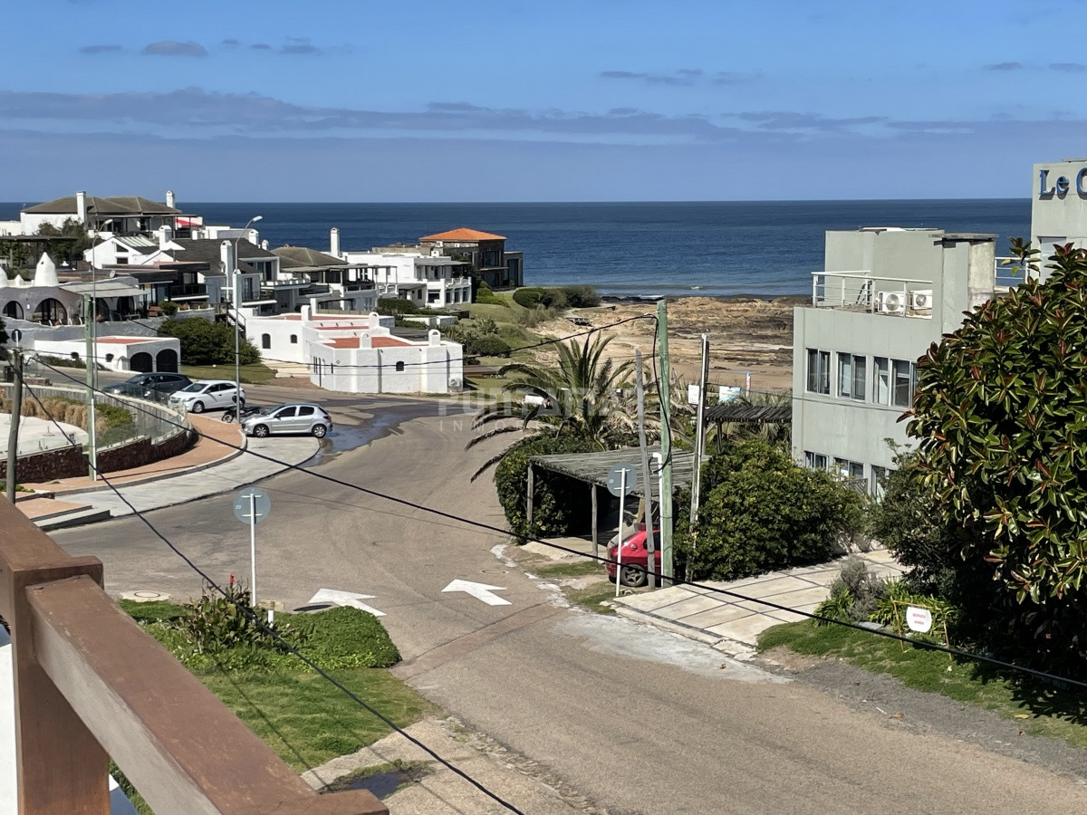 ALQUILER CASA 3 DORMITORIOS MAS DEPENDENCIA EN LA POSTA DEL CANGREJO  -